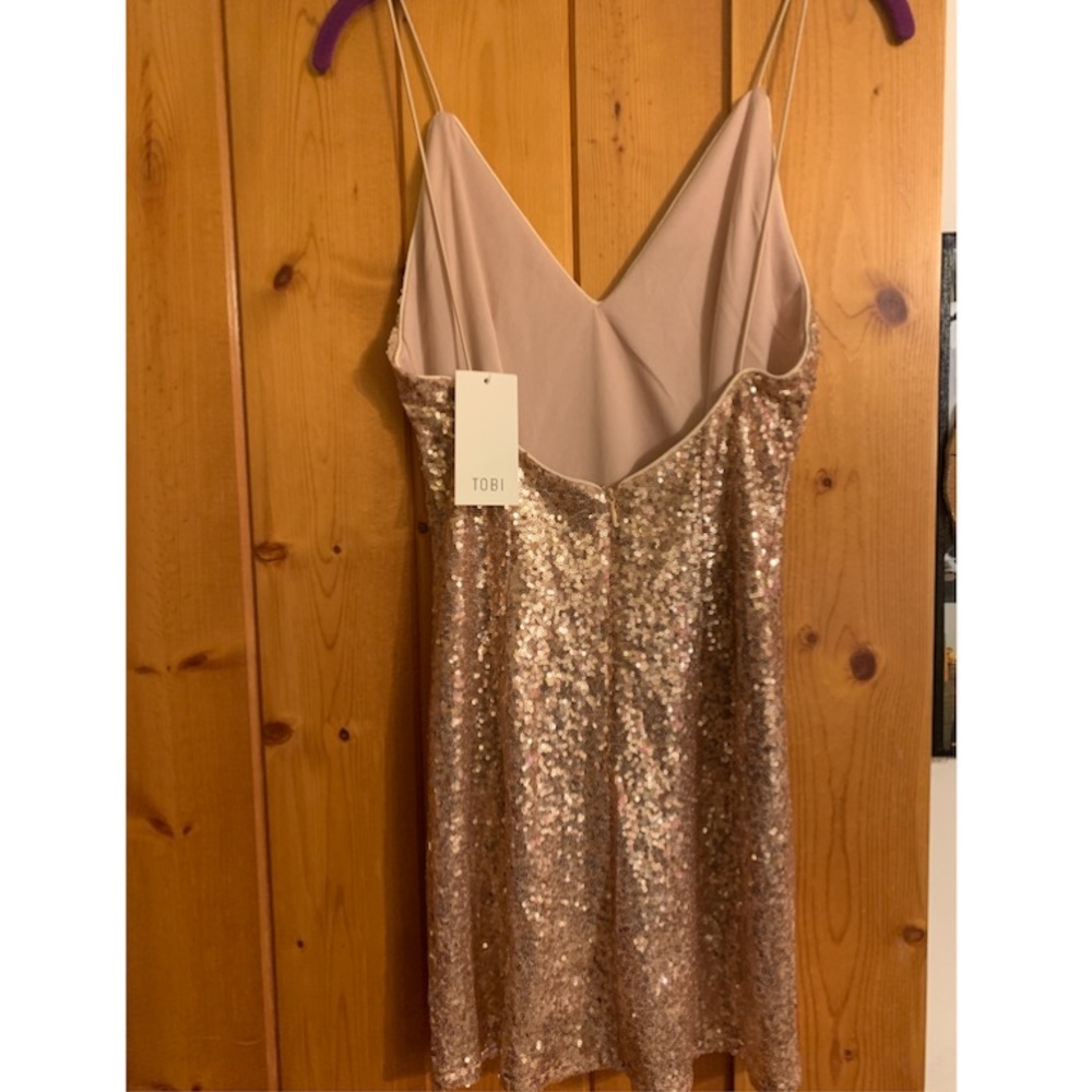 Size XS Tobi Rose Gold Sequin Dress